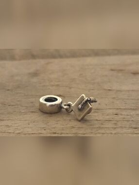 Authentic Pandora Moments Graduation Cap Dangle Charm Silver 925 ALE